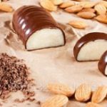 Марципан в шоколаді з вишневою, апельсинової, сливової начинкою Kirsche edel marzipan 150г Німеччина