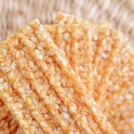 Цукерки (козинаки) кунжут у карамелі у формі пластинок Sesam 108 г (4х27 г) Польща