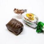 Цукерки "Персик із волоським горіхом", Amanti, Україна, 1 кг.