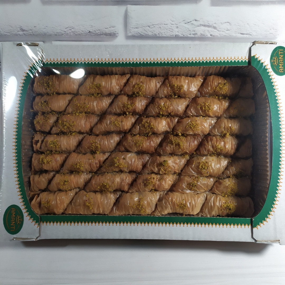 Пахлава з волоським горіхом,і фісташкою "Сарма" Amanti, 1кг
