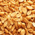 Арахіс смажений у карамелі Salino Orzeszki ziemne w karamelu 90г Польща