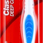 Зубна щітка Colgate Classic Deep Clean середня жорсткість 1 шт.