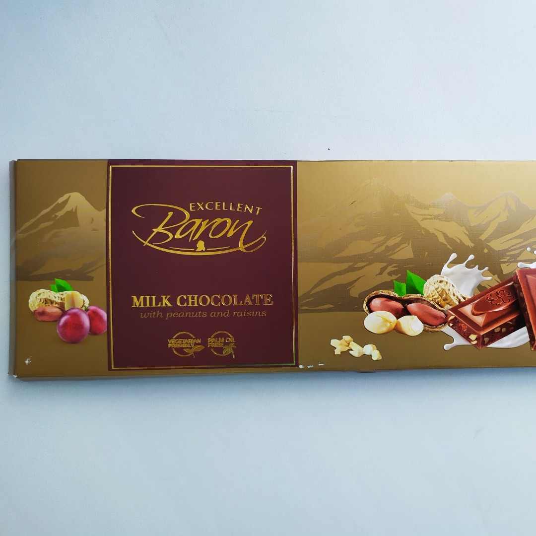 Молочний шоколад з арахісом і родзинками Baron Raisins&Peanuts 220 г Польща