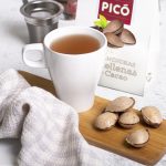 Цукерки Мигдальна нуга Pico Almendras Rellenas de Cacao 150 г Іспанія
