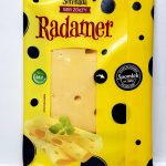 Сир напівтвердий Serenada Radamer Ser Zolty 135 г Польща