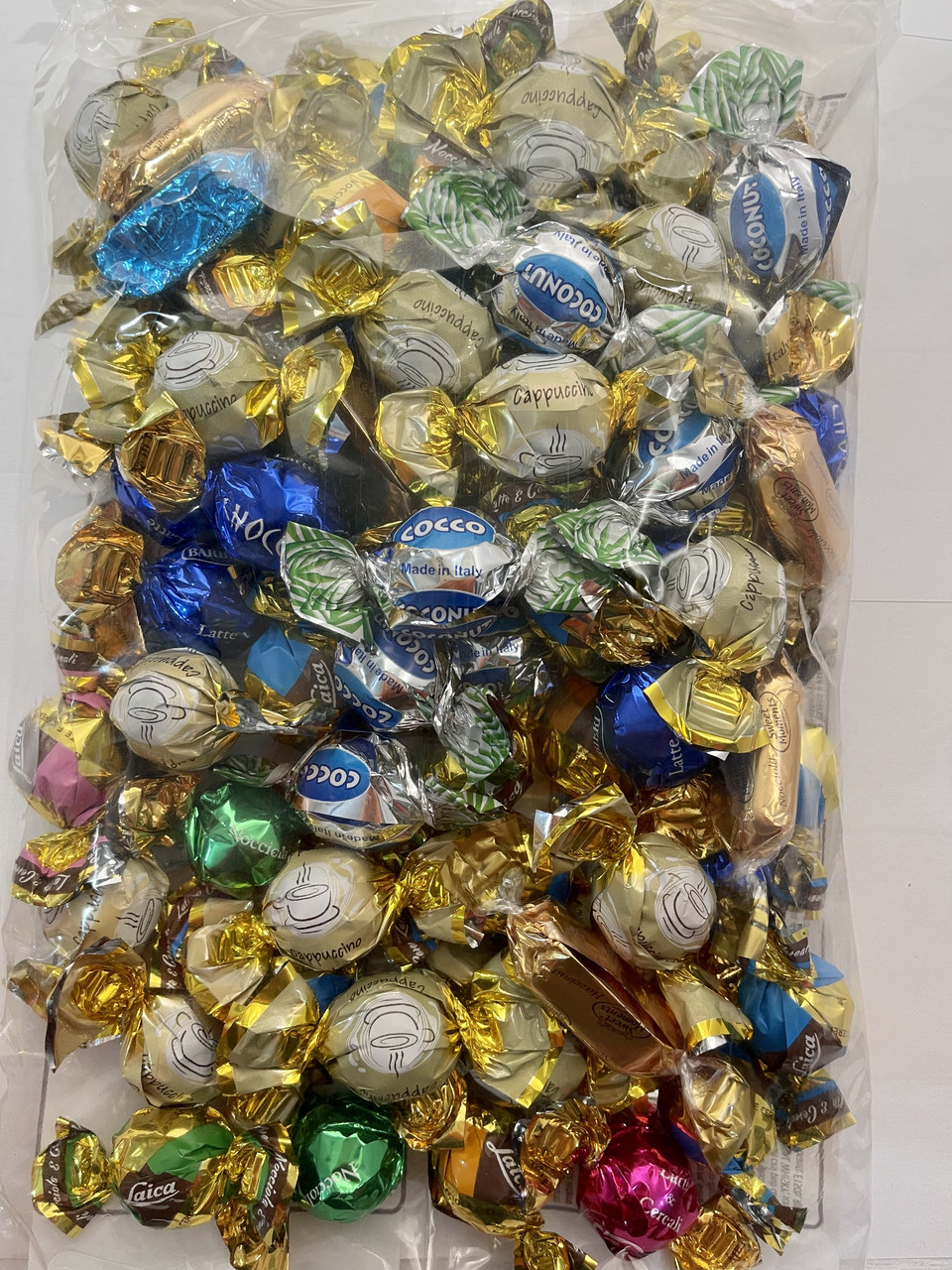 Асорті шоколадних цукерок Laica Cioccolatini Assortiti 1 кг Італія