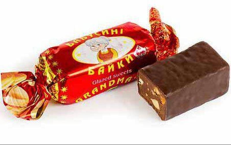 Цукерки глазуровані з горіхом "Метелики байки" 1 кг