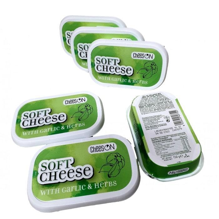 Крем-сир Soft Cheese with garlic & herbs 150 г Іспанія