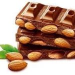 Шоколад молочний з цільним мигдалем Fin Carre 100г Німеччина