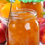 Джем персиковий з низьким вмістом цукру Lowicz 260г Польща