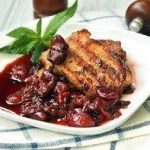 Соус із чорноплідної горобини до м'яса та сирів Helcom Aronia do mies i serow 200 г Польща