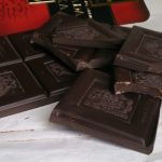 Шоколад темний з хрусткою карамеллю 70% какао J.D. Gross Czekolada Gorzka Karmel 125г Німеччина