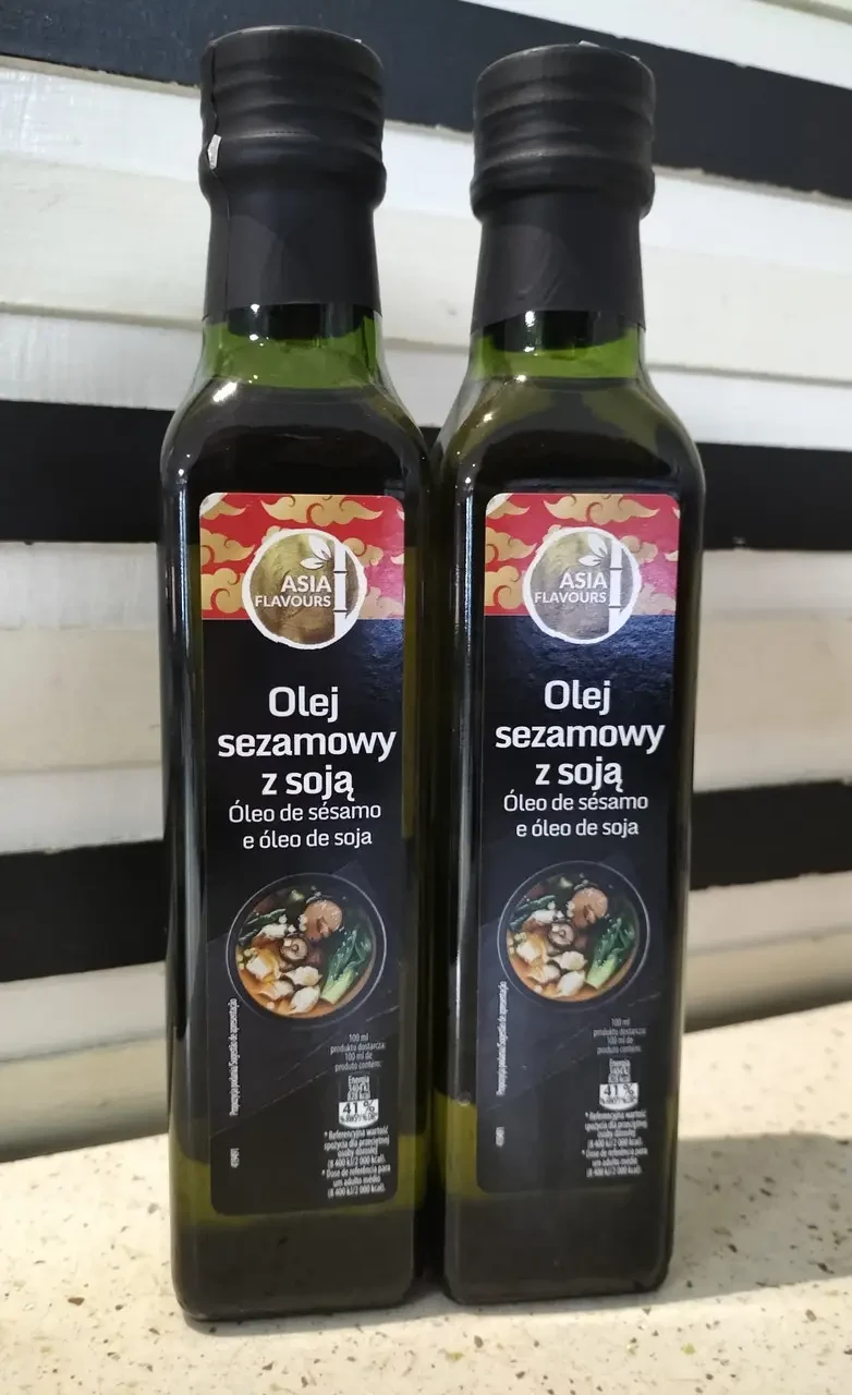 Суміш рафінованої олії зі смаженого кунжуту та обсмажених соєвих бобів Asia Flavours 250 мл Польща