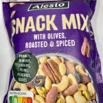 Горіховий мікс з оливками та спеціями Alesto Snack Mix With Olives, roasted&spiced 200г Польща