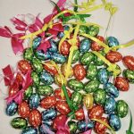 Шоколадні цукерки Асорті Великодні Яєчня Ovetti assortiti Dolciando 1 кг Італія