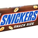 Шоколадний батончик SNICKERS 40г Великобританія