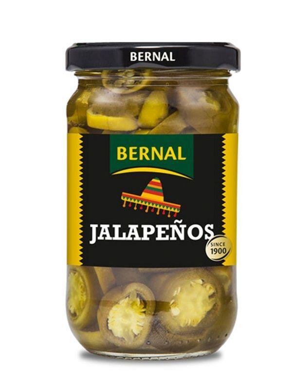 Острый перец халапенью кусочками Bernal Jalapenoc 300г Испания