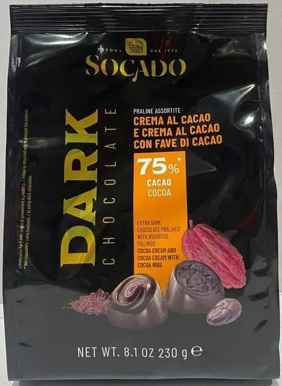 Цукерки асорті екстратемного шоколаду з какао-начинкою Socado Dark Chocolate Crema al Cacao 230 г Італія