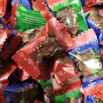 Цукерки Новорічний Мікс фігурки праліне з кремовою начинкою Baron 1 кг Польща