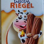 Шоколад молочний зі шматочками фундуку та пластівцями Choceur Knusper Milch Riegel 200г Німеччина