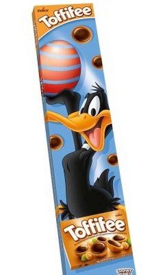 Цукерки Toffifee фундук у карамелі з кремовою нугою і шоколадом (3штх125г) 375г Німеччина