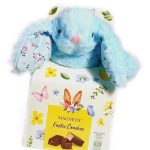 Подарунковий набір Іграшка Зайчик + Асорті щіколадних цукерок 90 г Magnetic Easter Candies Польща