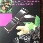 Шоколад чорний 57% какао з ожиною й імбиром Cachet Ginger&Blackberry Бельгія 100 г