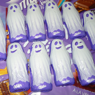 Шоколадні цукерки Хелловінські примари Milka Halloween Gespenster 12 г Швейцарія
