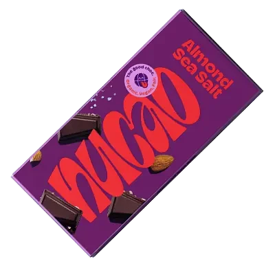 Шоколад чорний із мигдалем і морською сіллю 64% какао Nucao Almond Sea Salt 85 г Німеччина