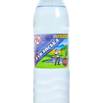 Вода сильногазированная Лужанська 1,5л ПЭТ