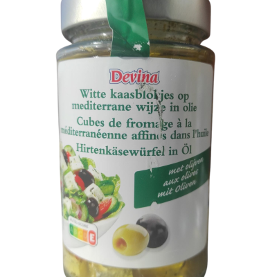 Сир Фета в олії з оливками Devina 350/180г Німеччина