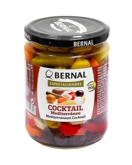 Оливки-коктейль середземноморський Bernal Especialidades Cocktail Mediterraneo, 436 г