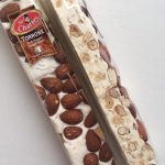 Біла Нуга з арахісом і сухофруктами Sir Charles Італія 100г